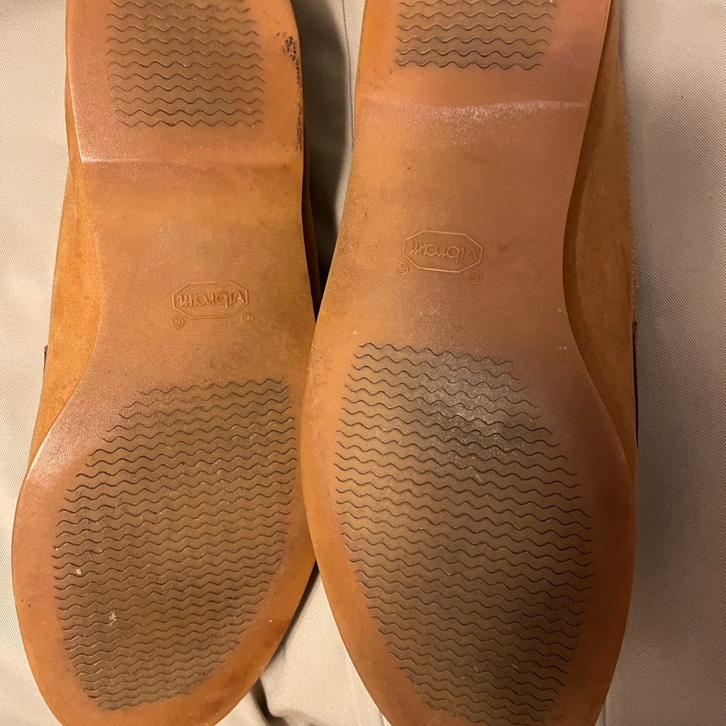 Gucci Horsebit Leather Loafers. Size 43 1/2 Wears Like A 10. Vibrant Soles.